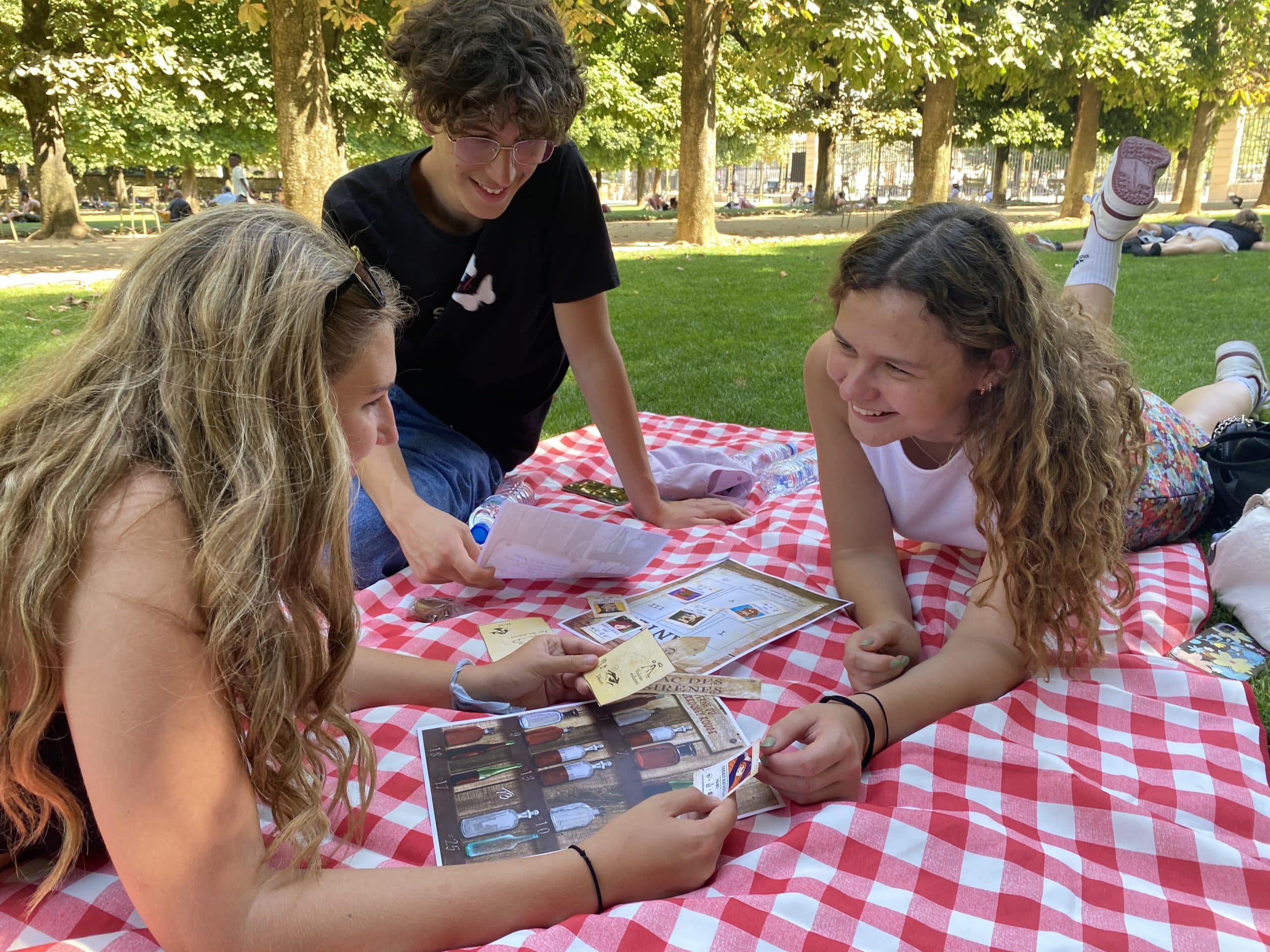 Actividades al aire libre para niños en verano - Escape Kit