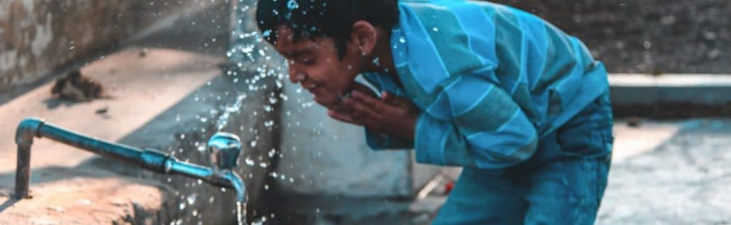Cycle de l'eau expliqué aux enfants