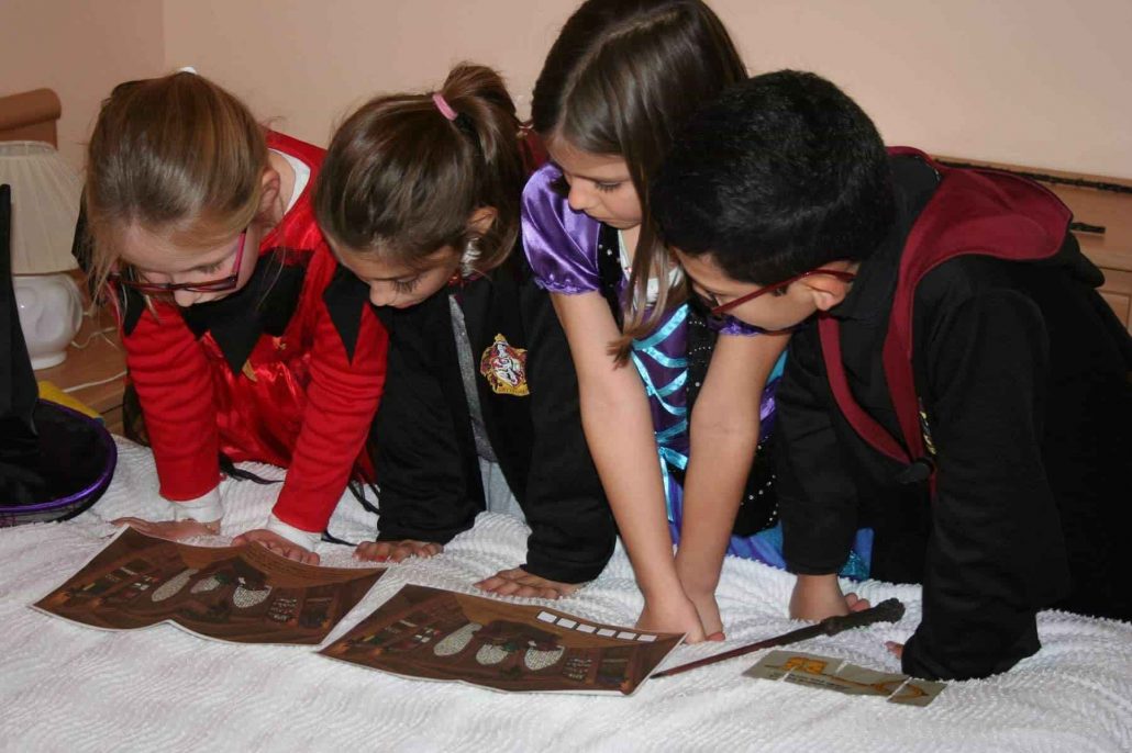 LA ESCUELA EMBRUJADA_ESCAPE ROOM_ESCAPE KIT