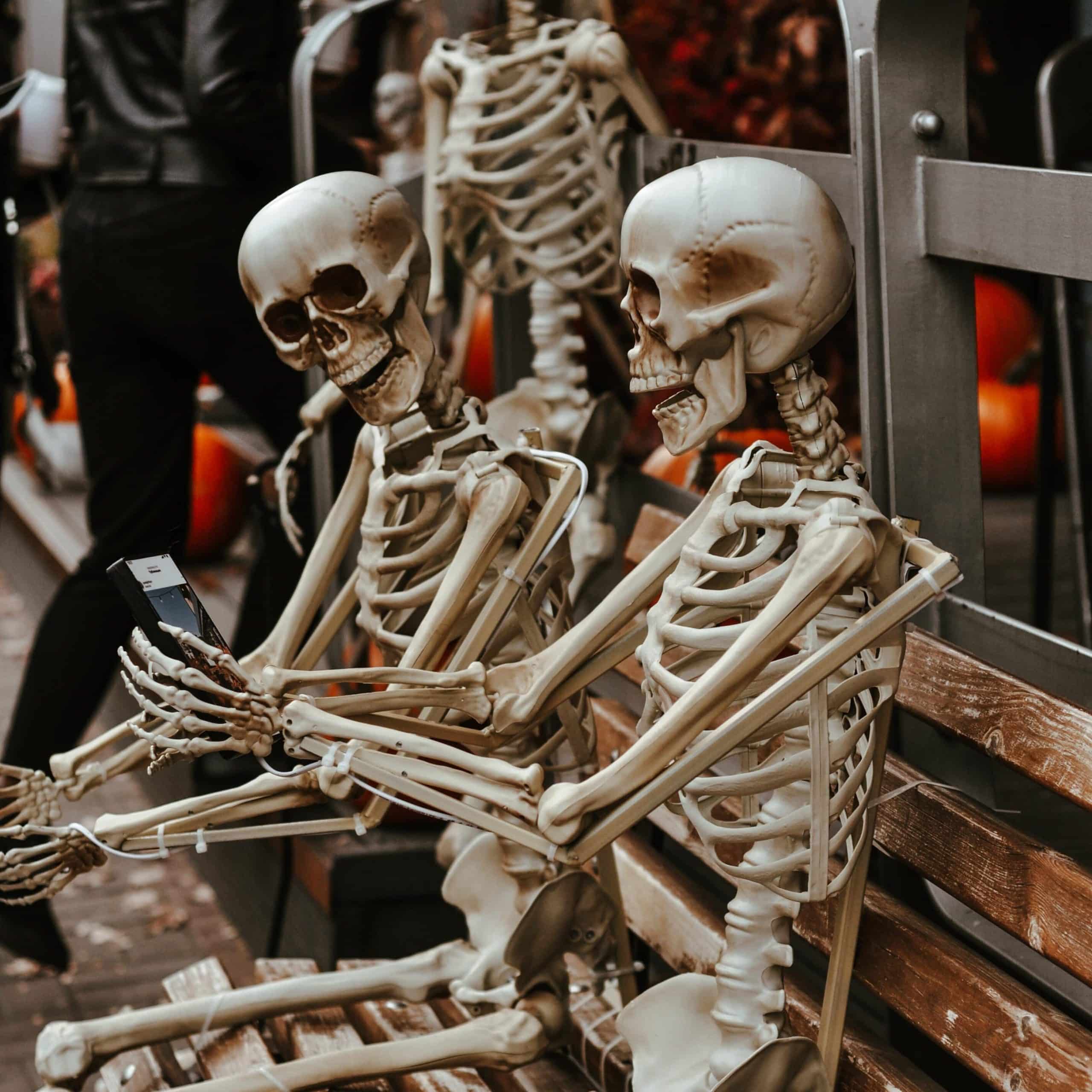 squelettes chasse au tresor halloween escape kit